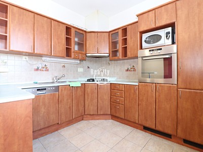 Pronájem bytu 3+kk 92 m²