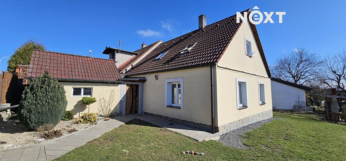 Prodej rodinného domu 120 m², pozemek 785 m² – fotografie 2