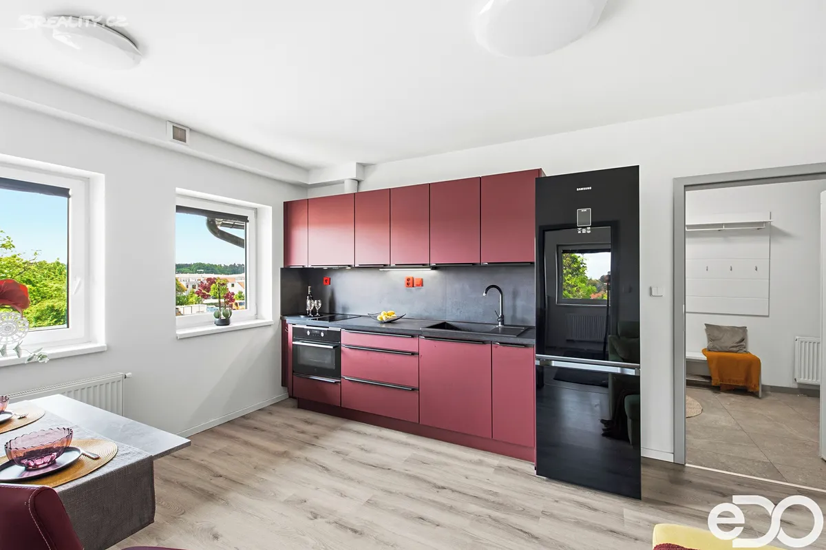Prodej bytu 2+kk 46 m², Hostivice