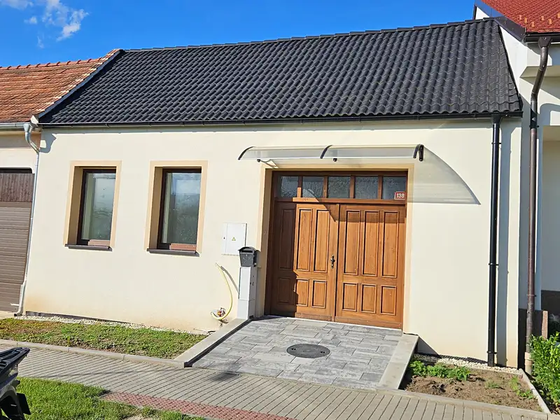 Prodej rodinného domu 100 m², pozemek 298 m², Moravská Nová Ves – náhled fotky 1