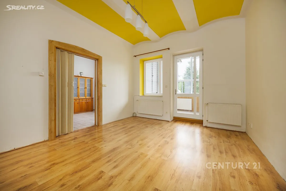 Prodej bytu 1+1 50 m², Dvůr Králové nad Labem