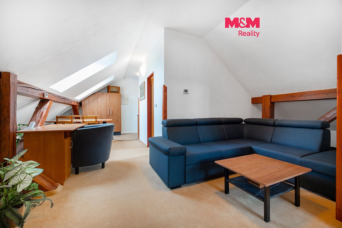 Pronájem bytu 3+kk 69 m²