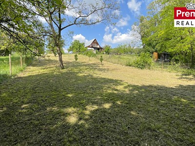 Prodej  zahrady 1 952 m²