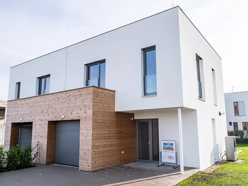 Prodej rodinného domu 147 m², pozemek 479 m², Praha – náhled fotky 1