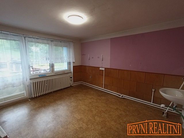 Prodej rodinného domu 105 m², pozemek 3284 m² – fotografie 4