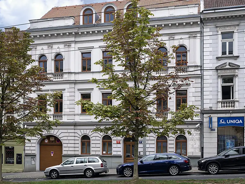 Pronájem kanceláře 1290 m², Praha – náhled fotky 1