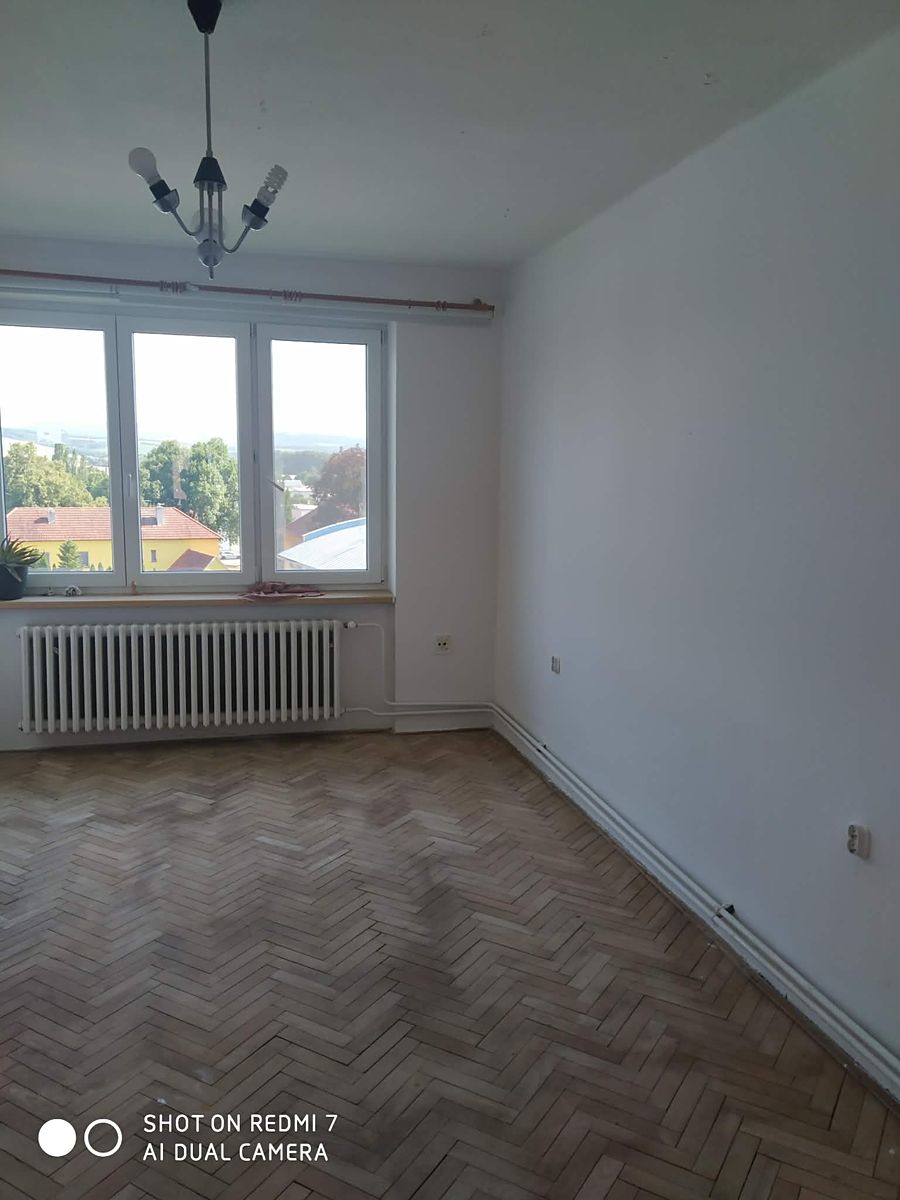 Pronájem bytu 2+1 53 m² – fotografie 3