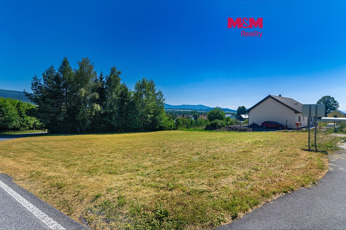 Prodej stavebního pozemku 1229 m²