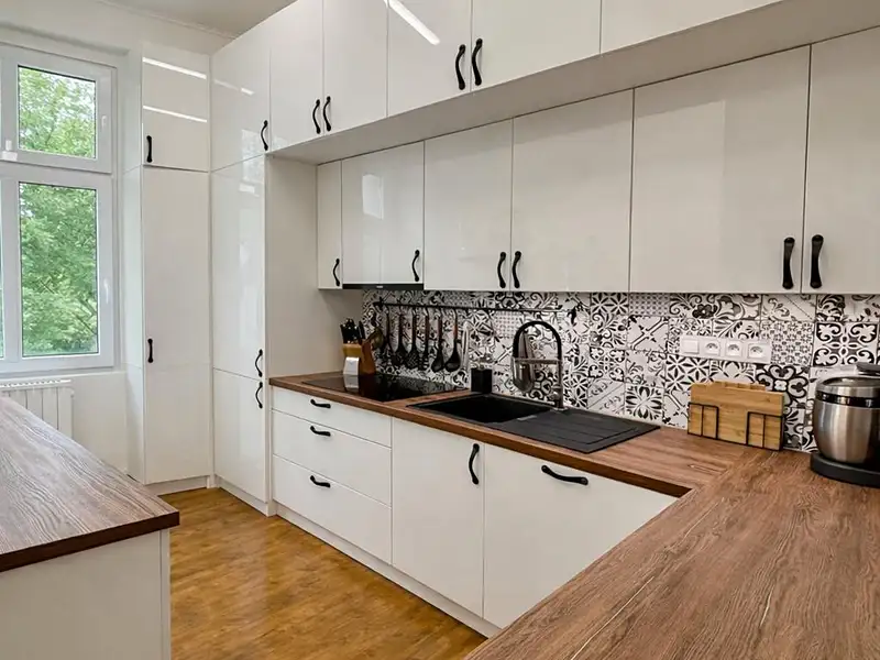 Prodej bytu 2+1 51 m², Karlovy Vary – náhled fotky 3