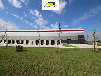 Pronájem skladového prostoru 5716 m²