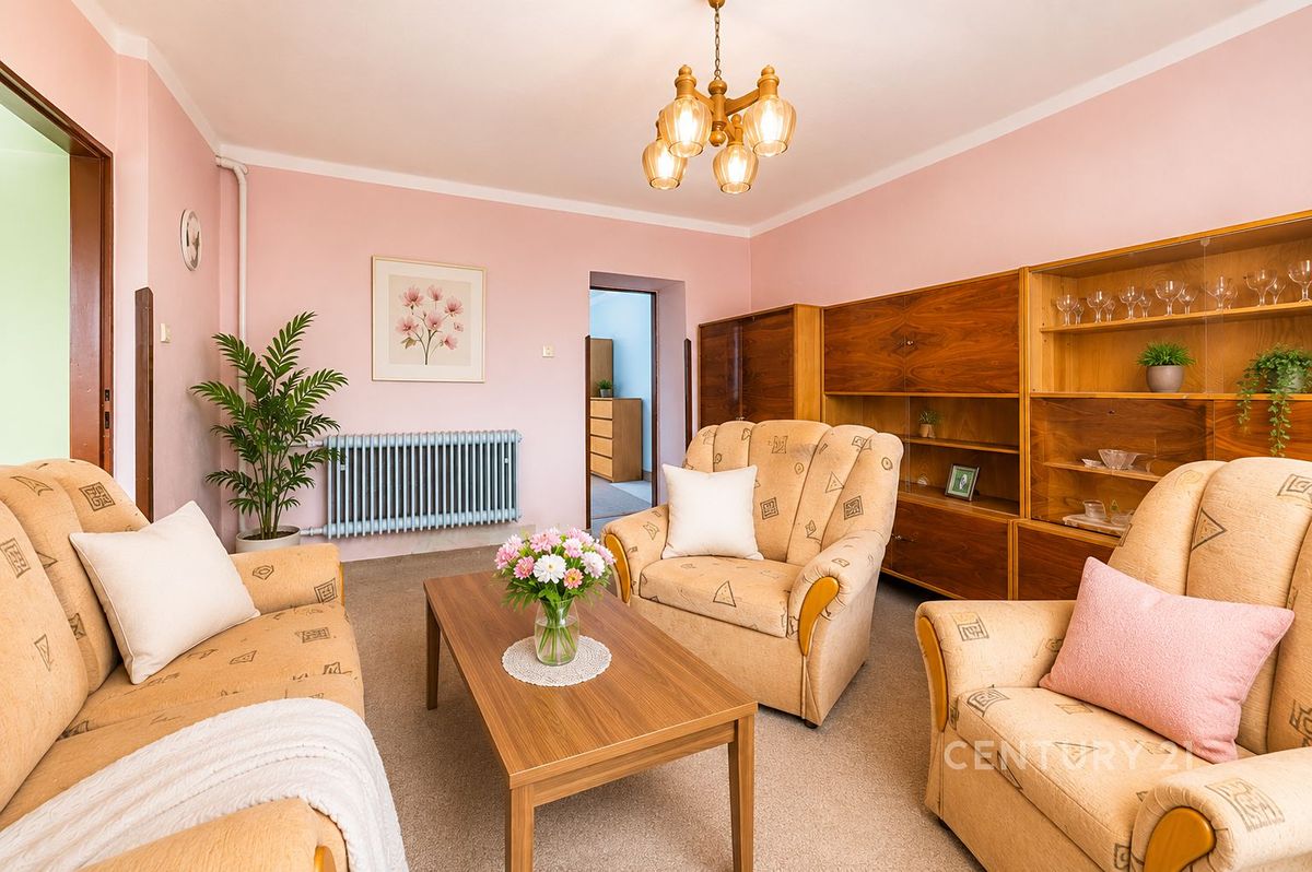 Prodej rodinného domu 117 m², pozemek 404 m² – fotografie 2
