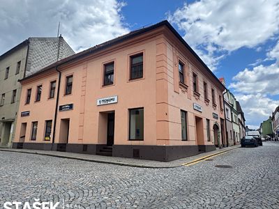 Pronájem obchodního prostoru 57 m²