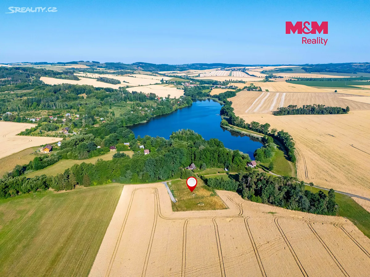 Prodej stavebního pozemku 1092 m² – pohled 3