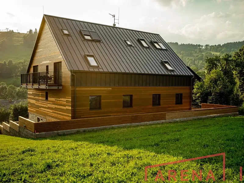Prodej chalupy 300 m², pozemek 550 m², Staré Město – náhled fotky 3