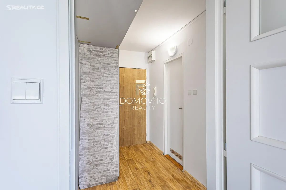 Pronájem bytu 2+kk 42 m² – další