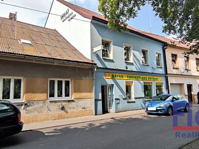 Prodej rodinného domu 320 m², pozemek 348 m²