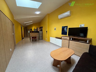 Pronájem bytu 3+kk 82 m²