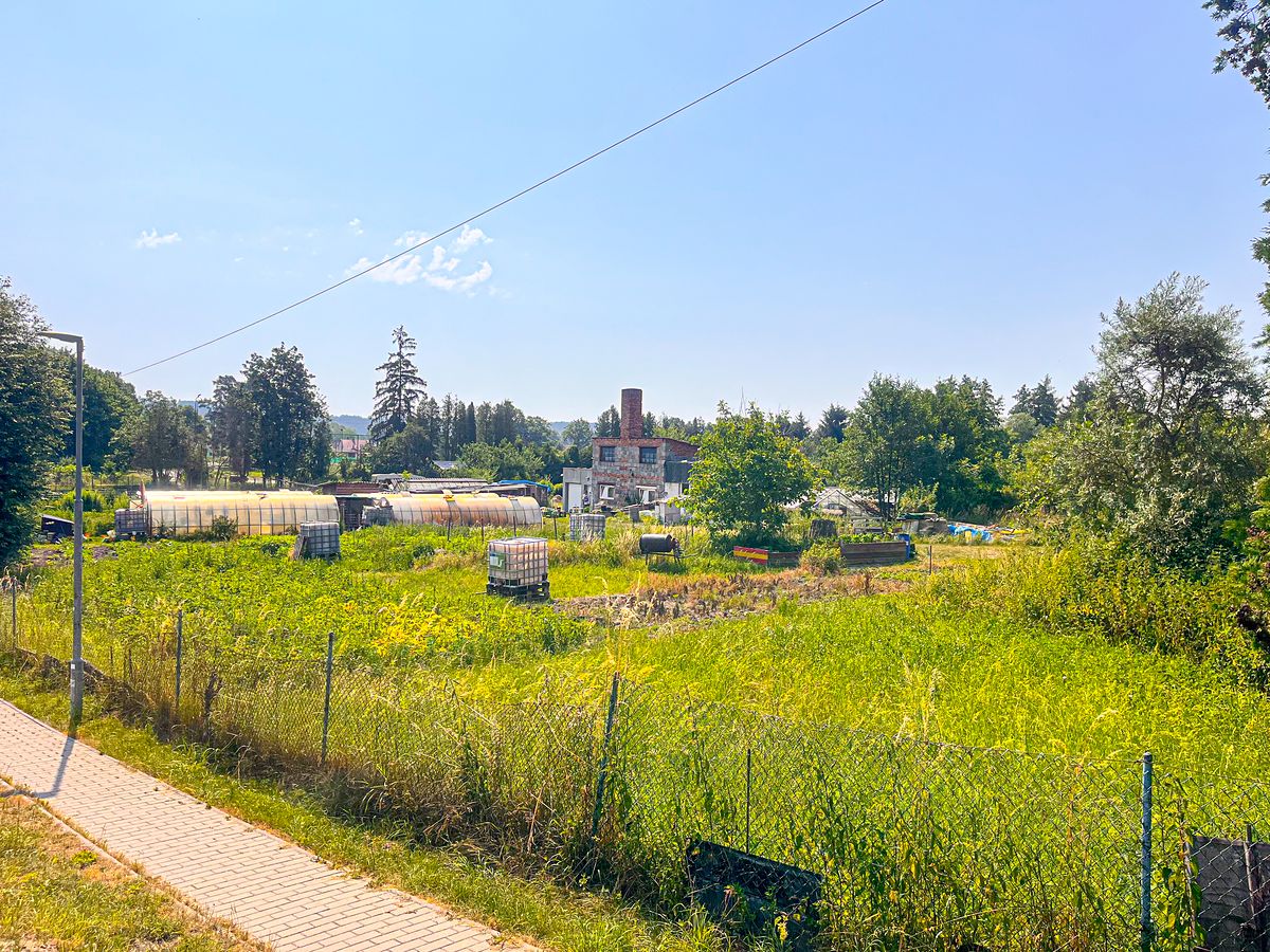 Pronájem zahrady 500 m²