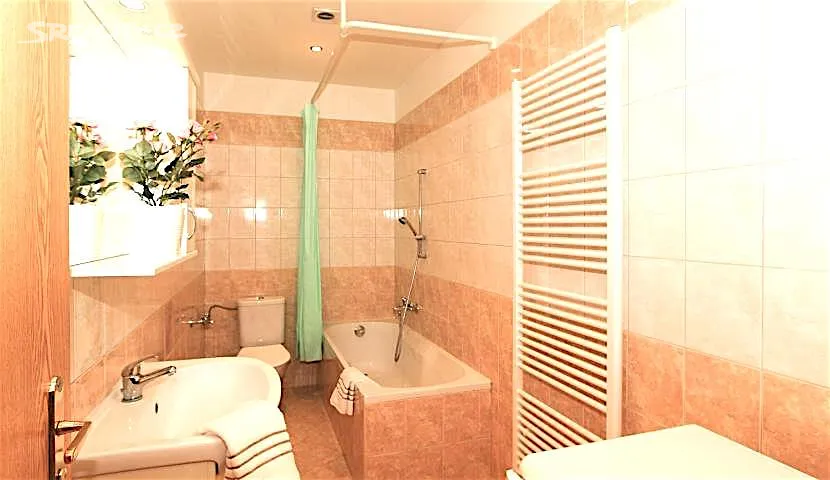 Pronájem bytu 2+kk 53 m² – pohled 6