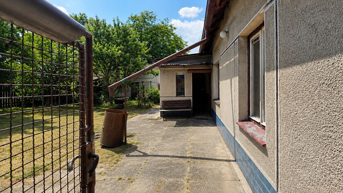 Prodej rodinného domu 119 m², pozemek 688 m² – fotografie 2