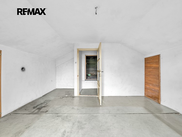 Будинок на продаж, 370 м² (12 з 26)