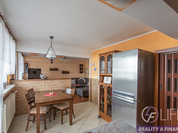 Prodej bytu 3+1, 84 m² (8 z 19)