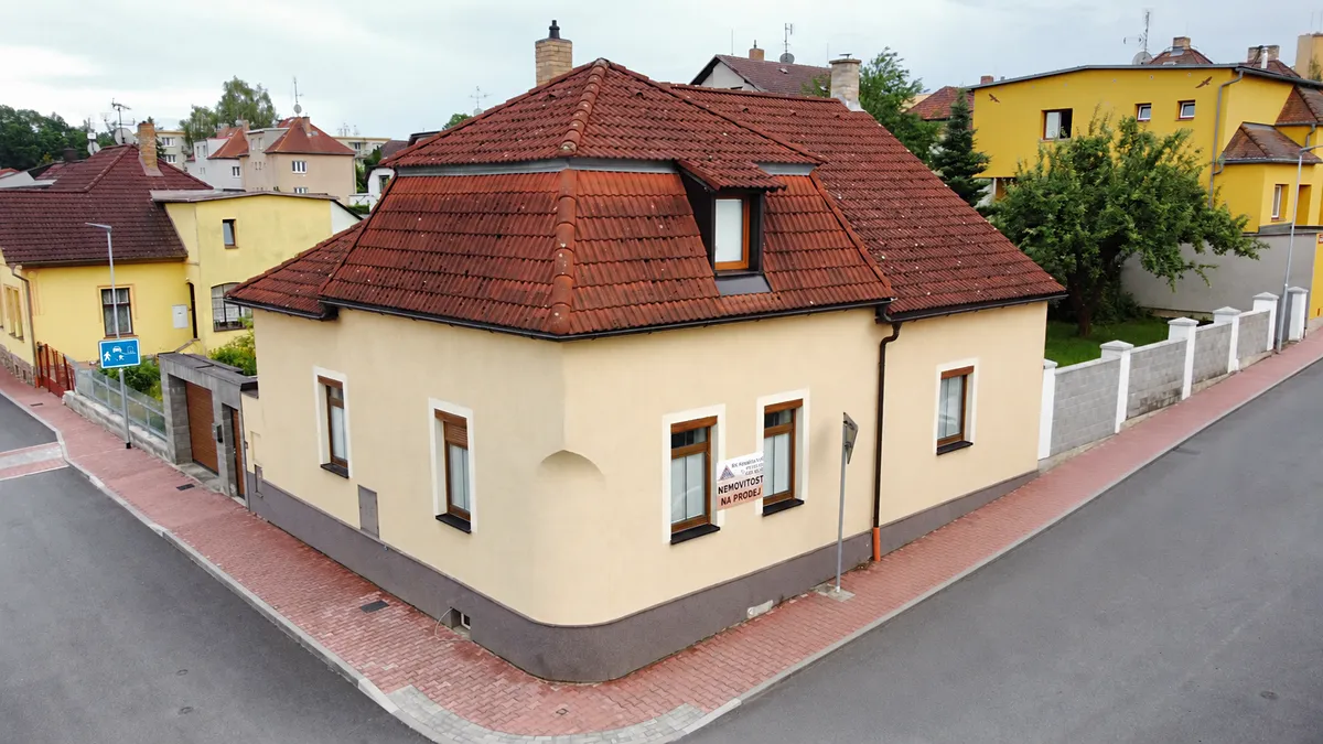 Prodej rodinného domu 247 m², pozemek 251 m²