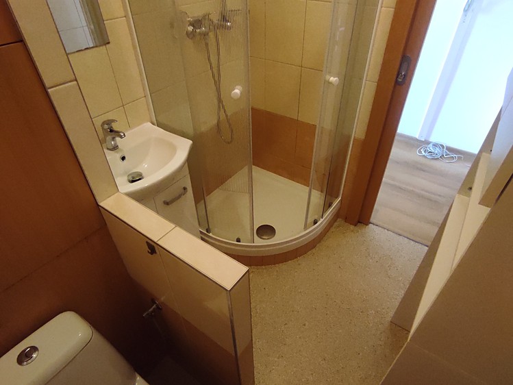 Квартира 1+kk в оренду, 34 м² (8 з 12)