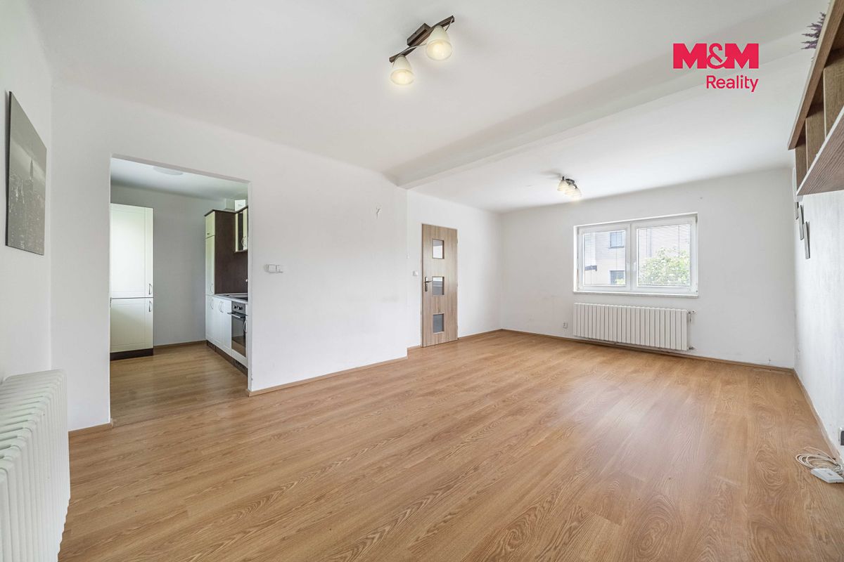 Prodej rodinného domu 115 m², pozemek 1127 m² – fotografie 3