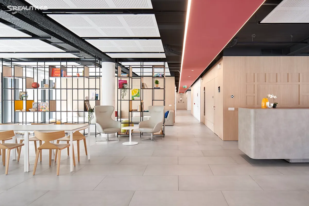 Pronájem bytu 1+kk 33 m² – další