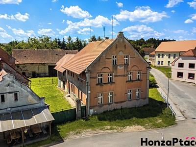 Prodej  rodinného domu 490 m², pozemek 1 756 m²