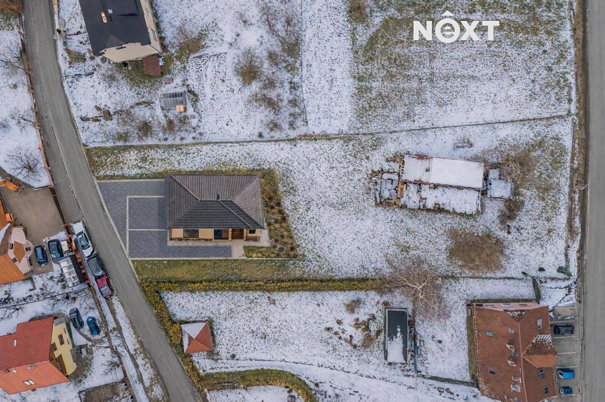 Prodej stavebního pozemku 1008 m² – fotografie 4