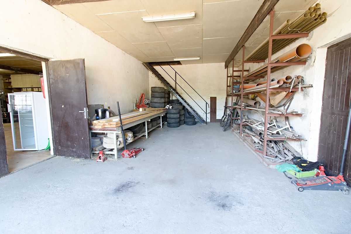 Pronájem výrobní haly, prostoru 120 m²