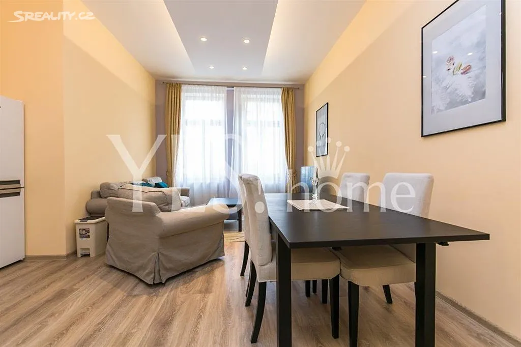 Pronájem bytu 3+kk 85 m² – pohled 3