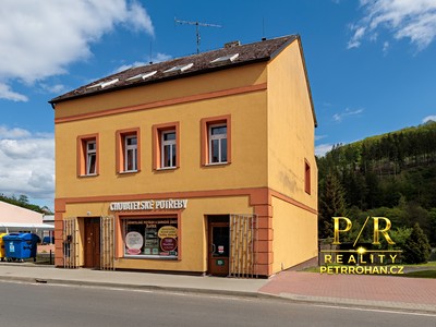 Prodej  rodinného domu 172 m², pozemek 1 864 m²