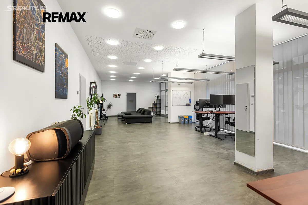 Pronájem obchodního prostoru 122 m², Pardubice