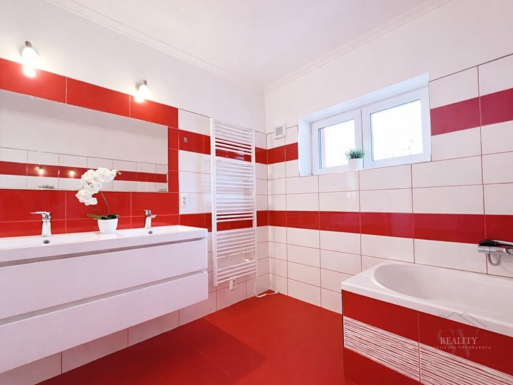 Prodej domu, 250 m² (19 z 34)