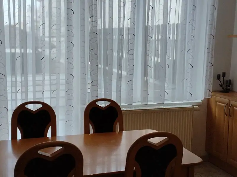 Pronájem bytu 3+1 90 m², Mladá Boleslav – náhled fotky 2