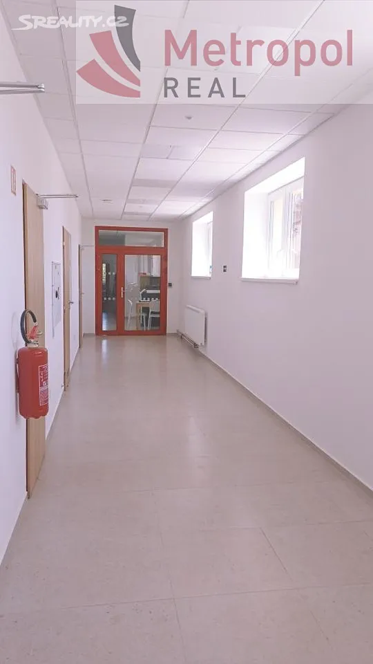Pronájem kanceláře 19 m² – pohled 6