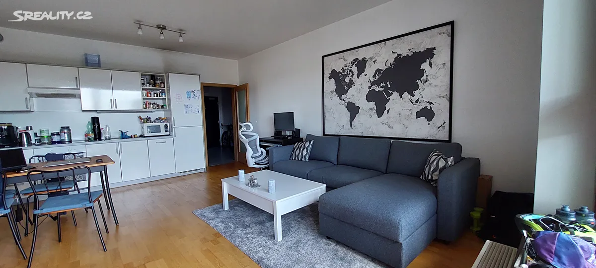 Pronájem bytu 2+kk 70 m², Praha