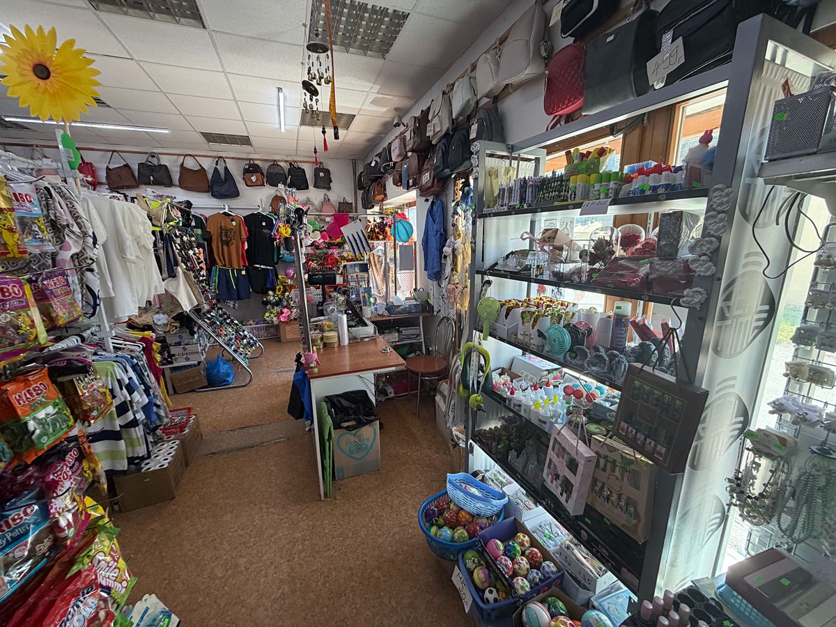 Pronájem obchodního prostoru 169 m² – fotografie 3