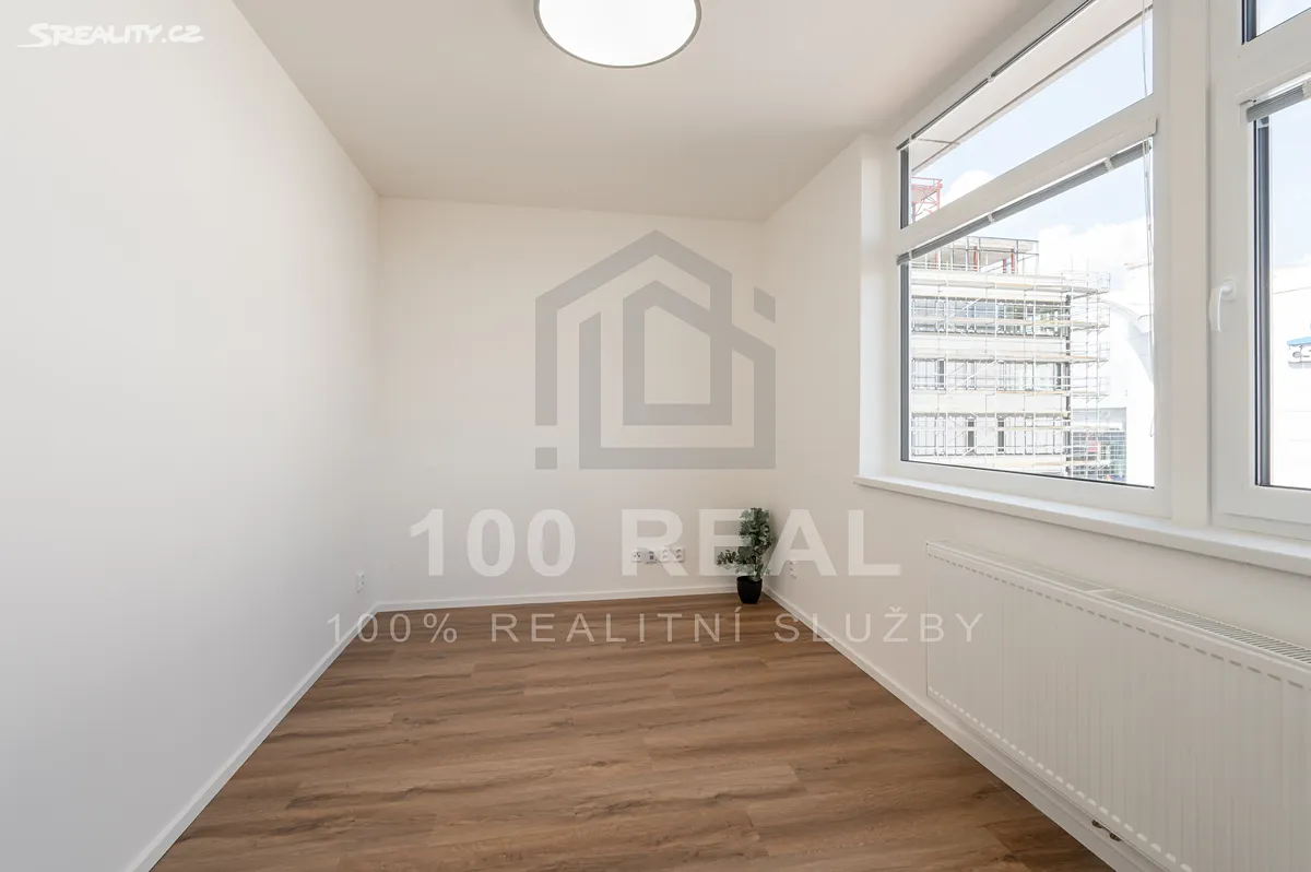 Pronájem bytu 1+kk 30 m² – další