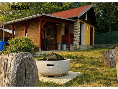 Prodej  chaty 16 m², pozemek 16 m²