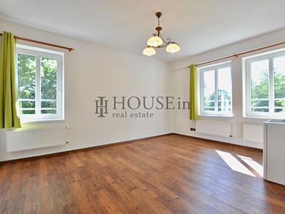 Pronájem bytu 1+kk 27 m²