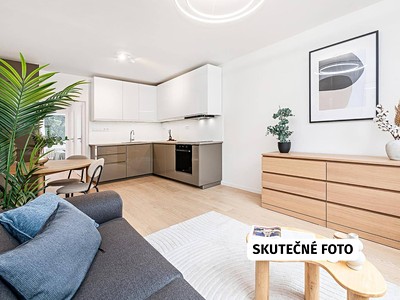 Prodej bytu 4+kk 70 m²