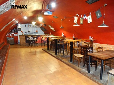Pronájem obchodního prostoru 203 m²
