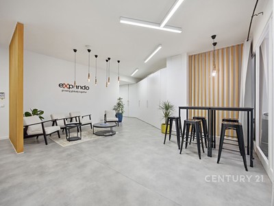 Комерційне приміщення на продаж, 232 м² (2 з 27)