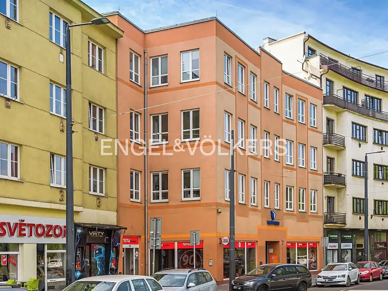 Pronájem obchodního prostoru 323 m², Praha – náhled fotky 1