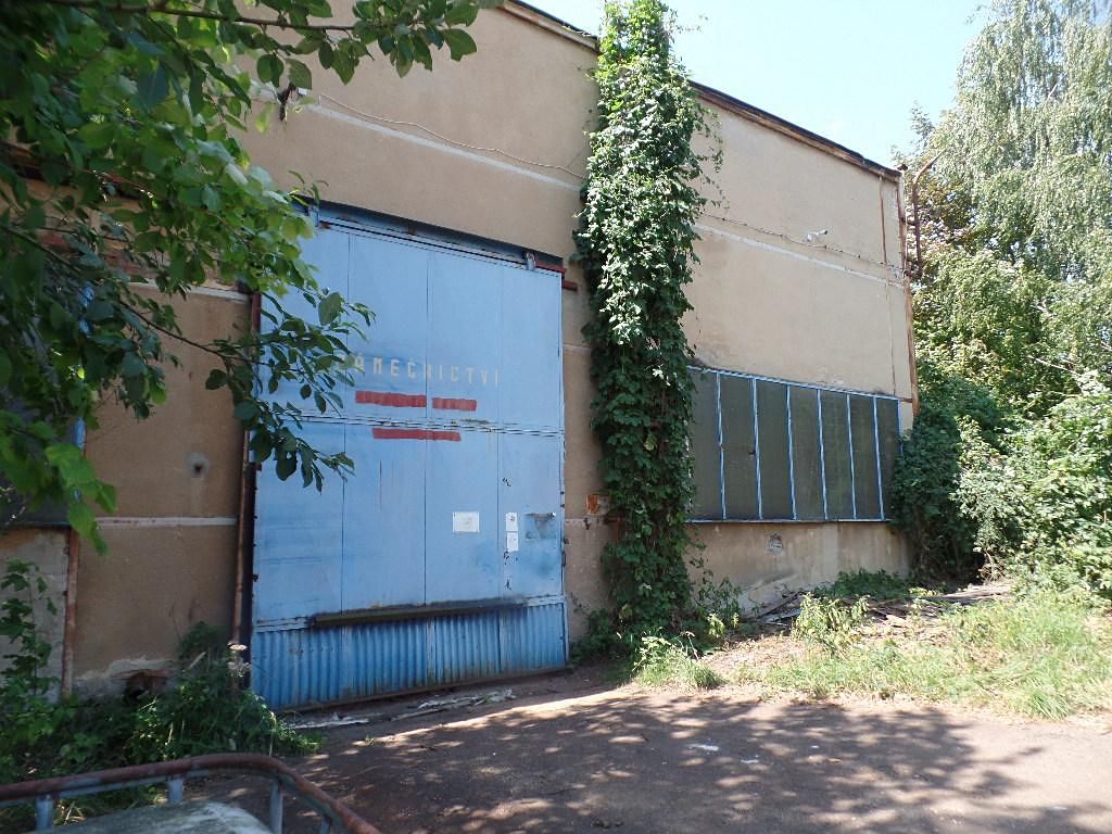 Pronájem výrobní haly, prostoru 450 m²