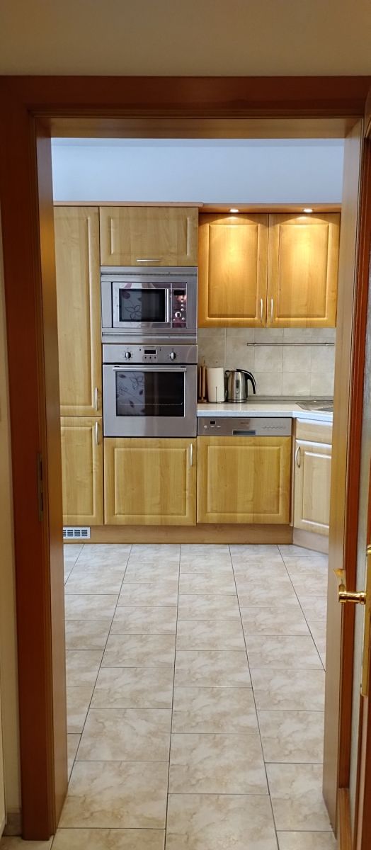 Pronájem bytu 3+1 90 m² – fotografie 3
